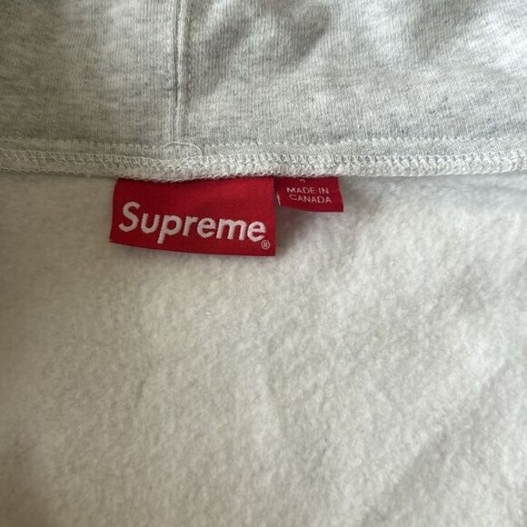 Supreme Reflective small box hoodie in ash Gray Zip-Up Hoodie • medium - Picture 5 of 7